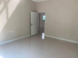 For sale 4 Beds house in Khlong Sam Wa, Bangkok