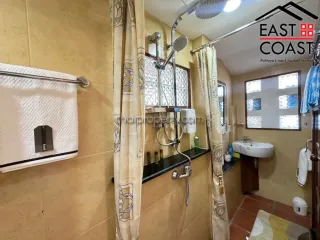 Casa en venta de 5 habitaciones en Bang Lamung, Chonburi