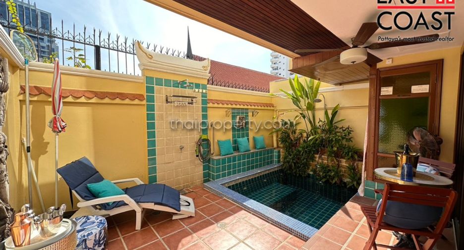 For sale 5 bedrooms house in Bang Lamung, Chonburi