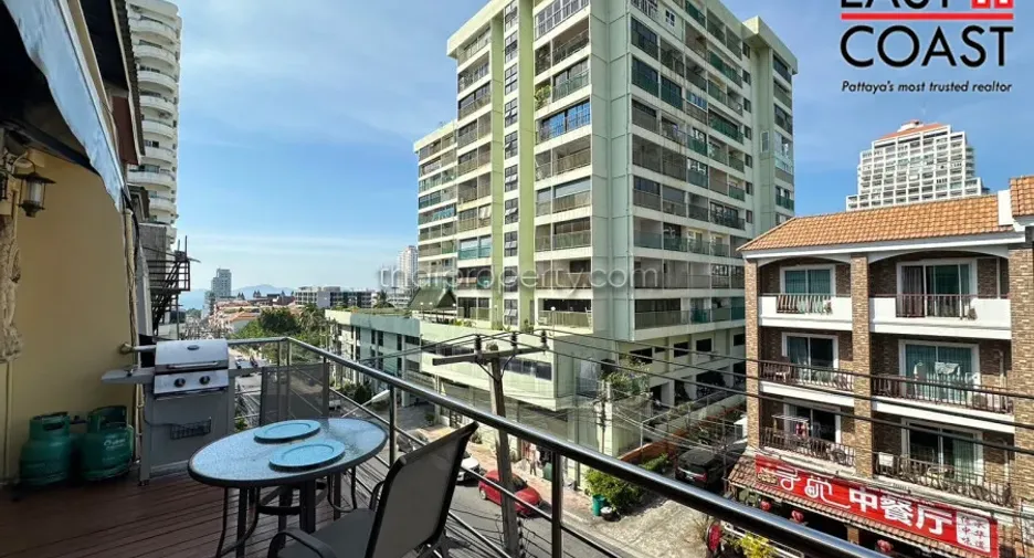 Casa en venta de 5 habitaciones en Bang Lamung, Chonburi