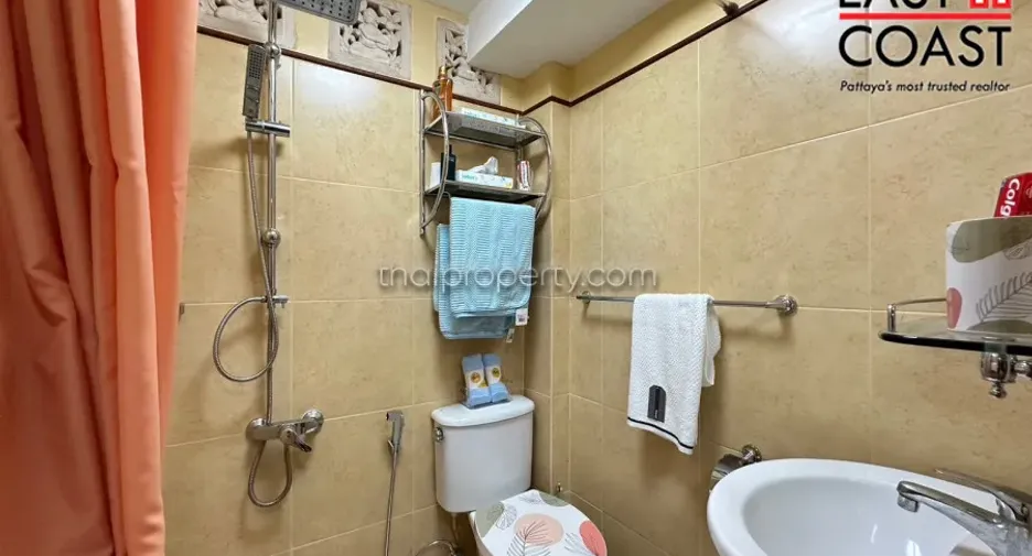 Casa en venta de 5 habitaciones en Bang Lamung, Chonburi