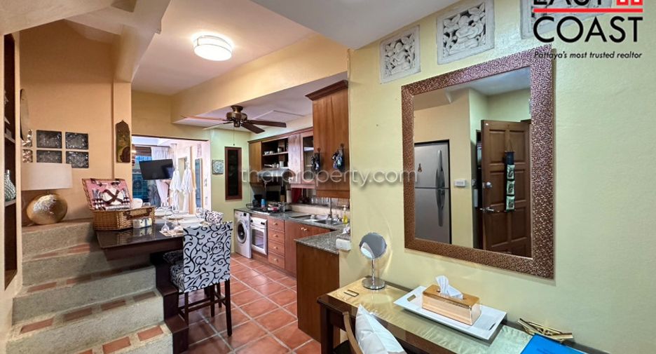 For sale 5 bedrooms house in Bang Lamung, Chonburi