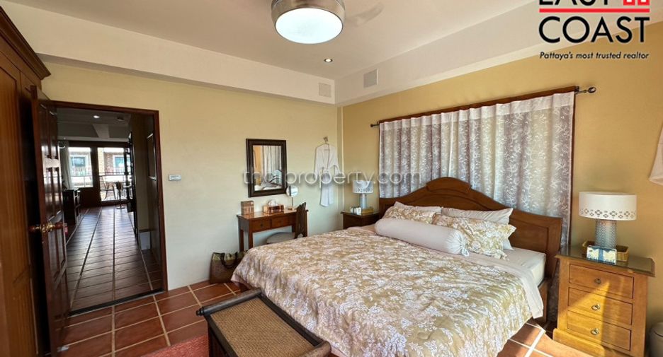 For sale 5 bedrooms house in Bang Lamung, Chonburi