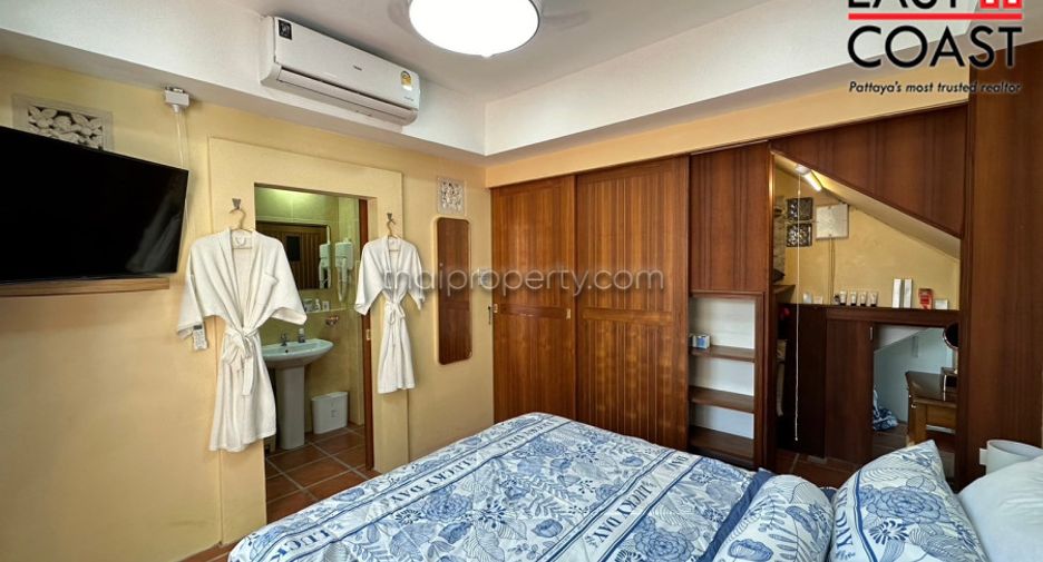 For sale 5 bedrooms house in Bang Lamung, Chonburi