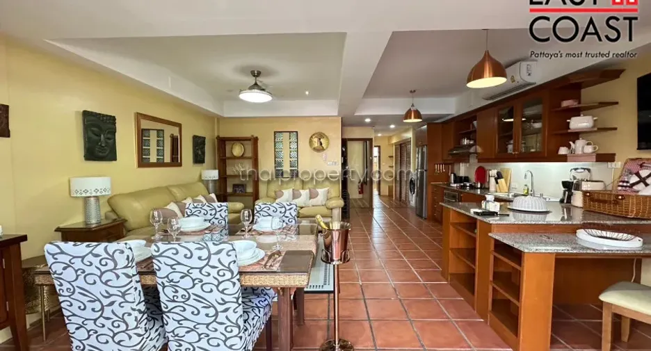 Casa en venta de 5 habitaciones en Bang Lamung, Chonburi