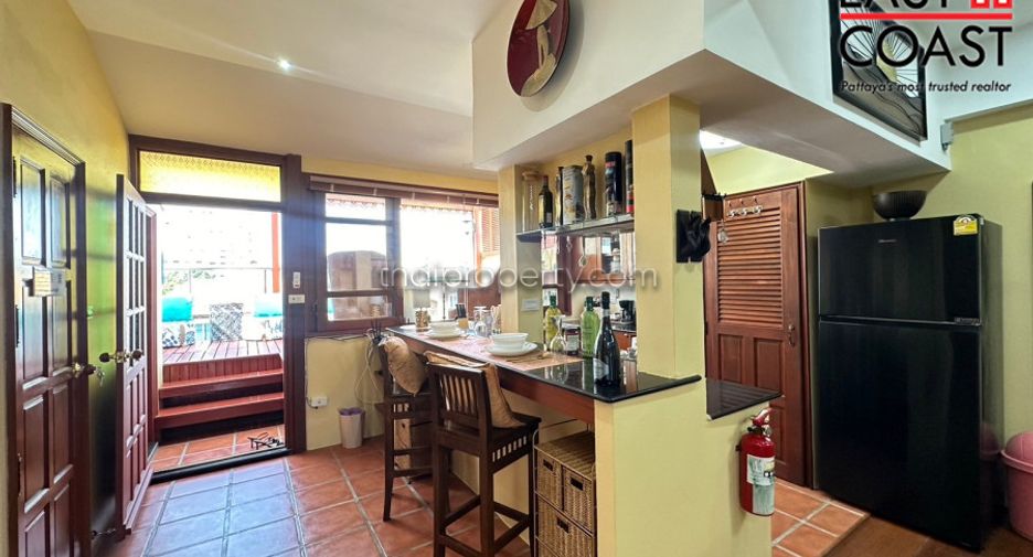 For sale 5 bedrooms house in Bang Lamung, Chonburi