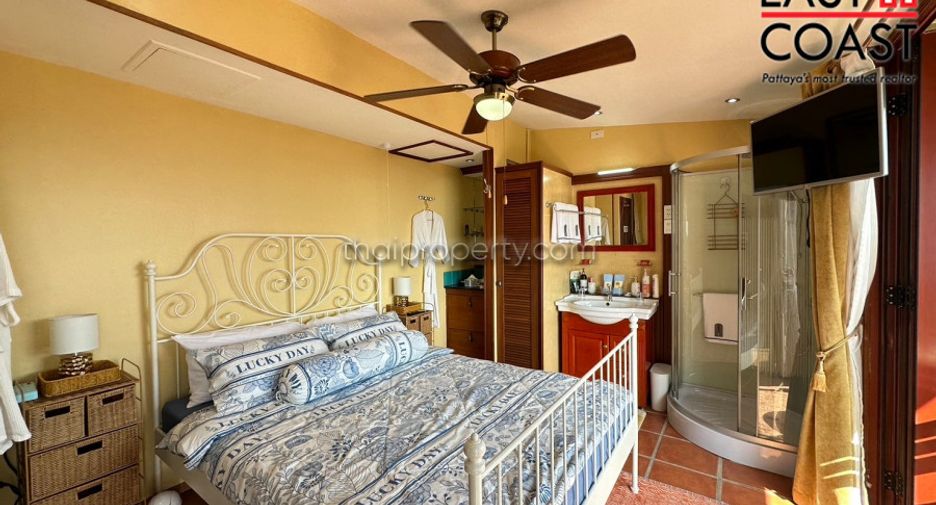 For sale 5 bedrooms house in Bang Lamung, Chonburi