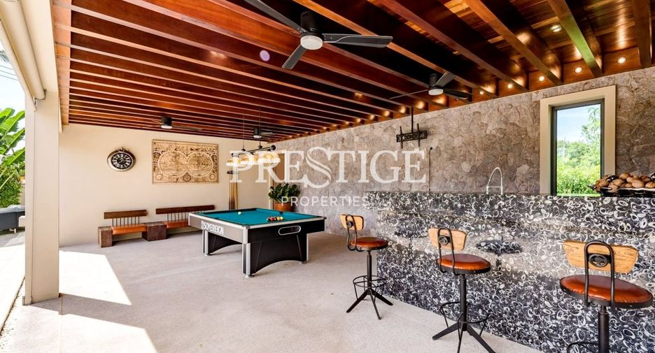 For sale 4 bedrooms house in Bang Lamung, Chonburi