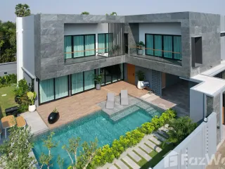 For sale 5 bed villa in Bang Lamung, Chonburi