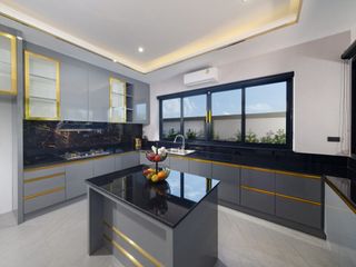For sale 4 bed villa in Mueang Chiang Mai, Chiang Mai