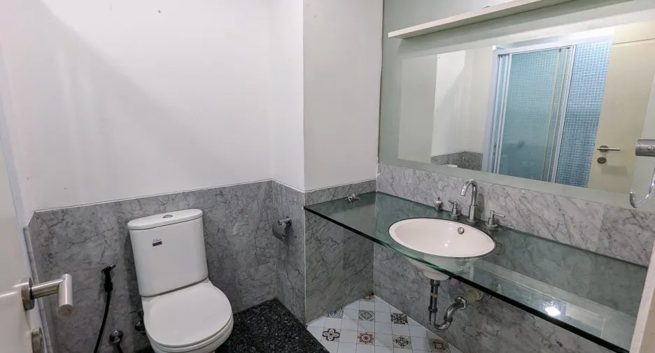 For sale 3 bed condo in Mueang Nonthaburi, Nonthaburi
