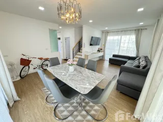 For rent 4 bed house in Mueang Udon Thani, Udon Thani