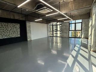 For rent 1 bed office in Khlong Toei, Bangkok