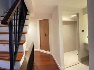 For rent 3 Beds office in Khlong Toei, Bangkok