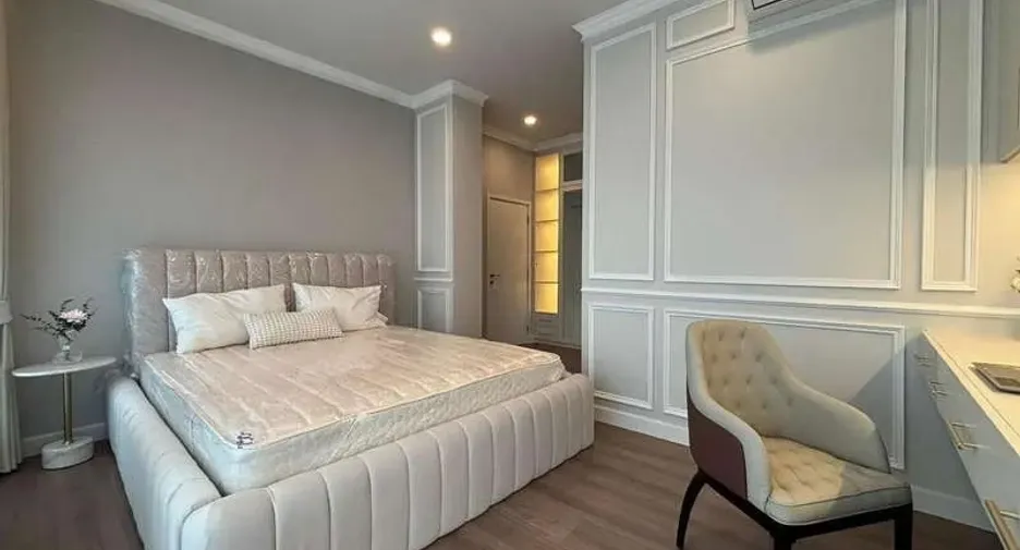 Haus zur Miete mit 5 Zimmer in Bang Phli, Samut Prakan