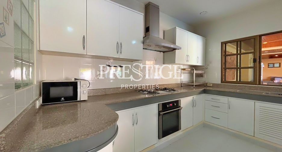 For sale 12 bedrooms retail Space in Bang Lamung, Chonburi