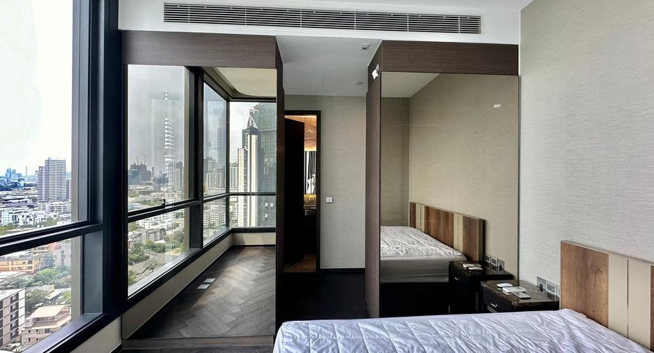 For rent 2 bed condo in Khlong Toei, Bangkok