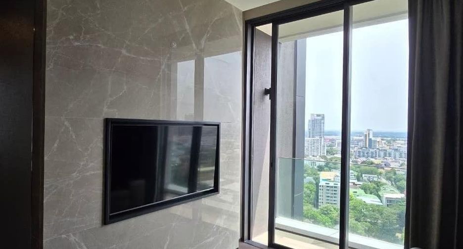 For rent 2 bed condo in Khlong Toei, Bangkok