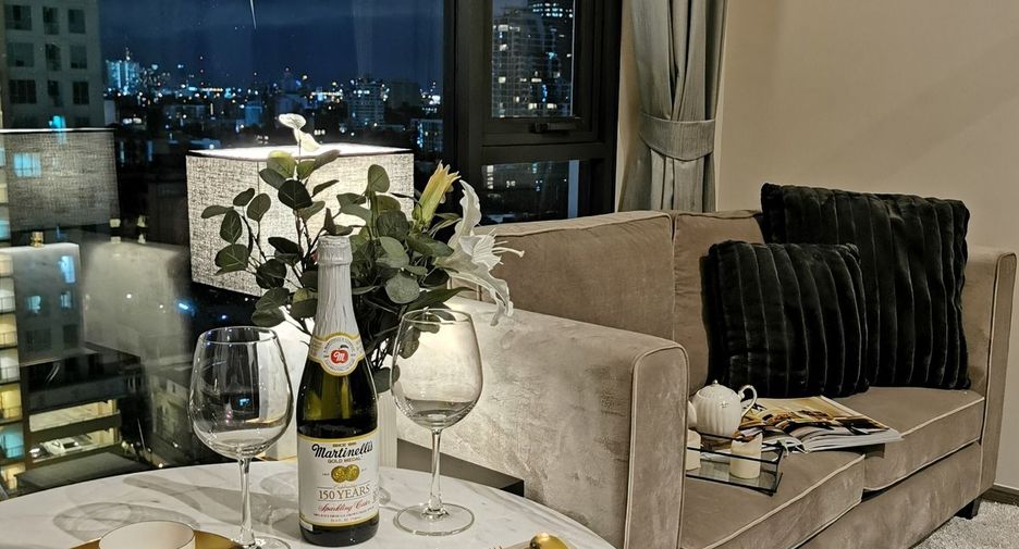For sale 1 bed condo in Phaya Thai, Bangkok