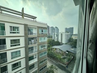 For sale studio condo in Mueang Samut Prakan, Samut Prakan