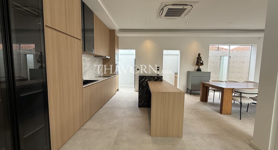 For sale 3 bedrooms house in Bang Lamung, Chonburi