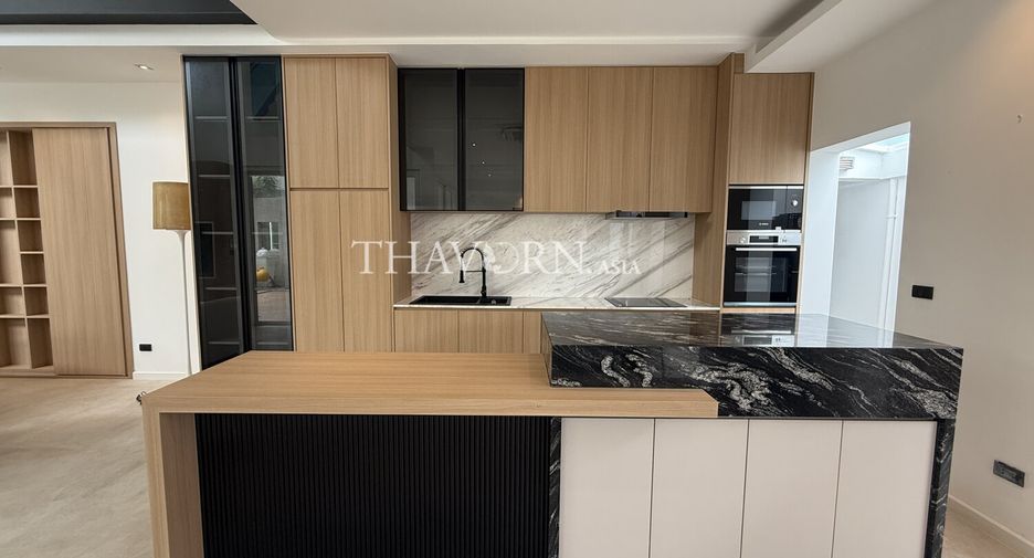 For sale 3 bedrooms house in Bang Lamung, Chonburi