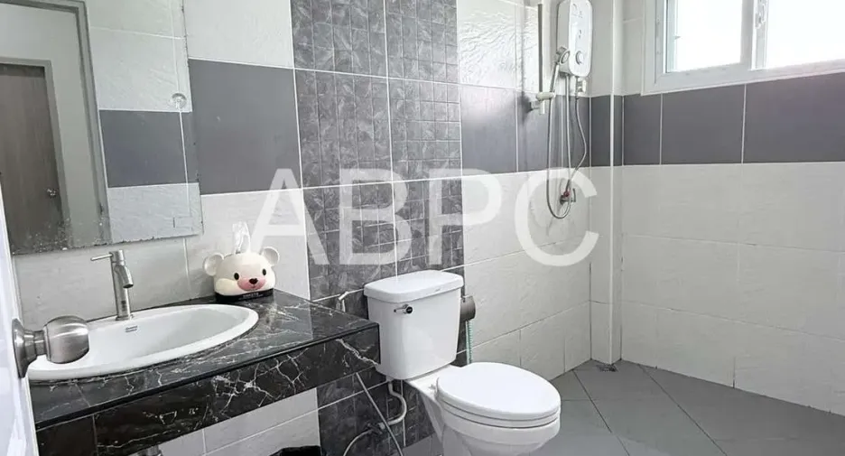 For rent and for sale 3 bedrooms house in Bang Lamung, Chonburi