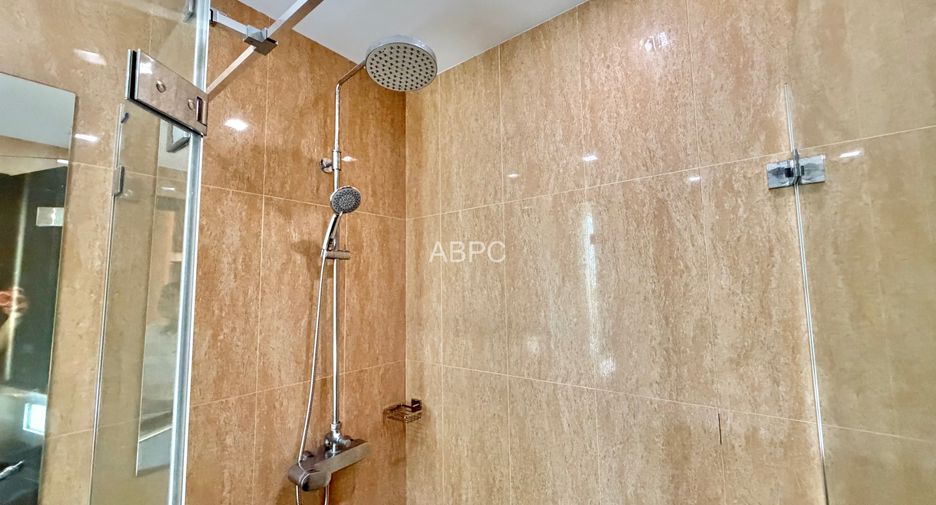 À vendre 2 chambres condo à Bang Lamung, Chonburi