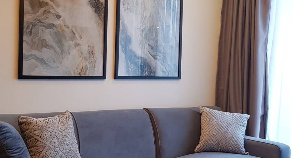 For rent 2 bedrooms condo in Watthana, Bangkok