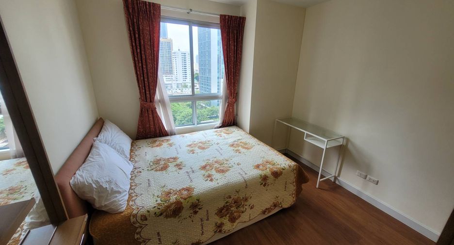For rent 2 bedrooms condo in Khlong Toei, Bangkok