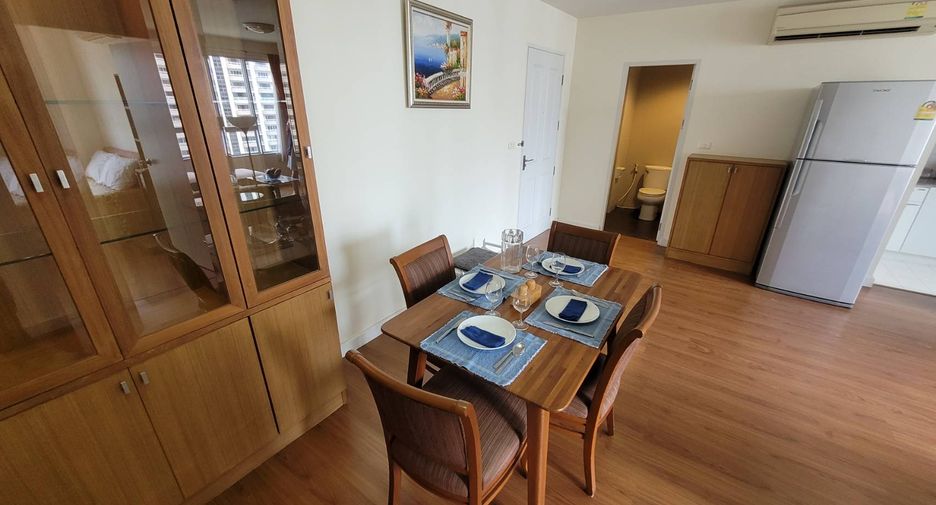 For rent 2 bedrooms condo in Khlong Toei, Bangkok