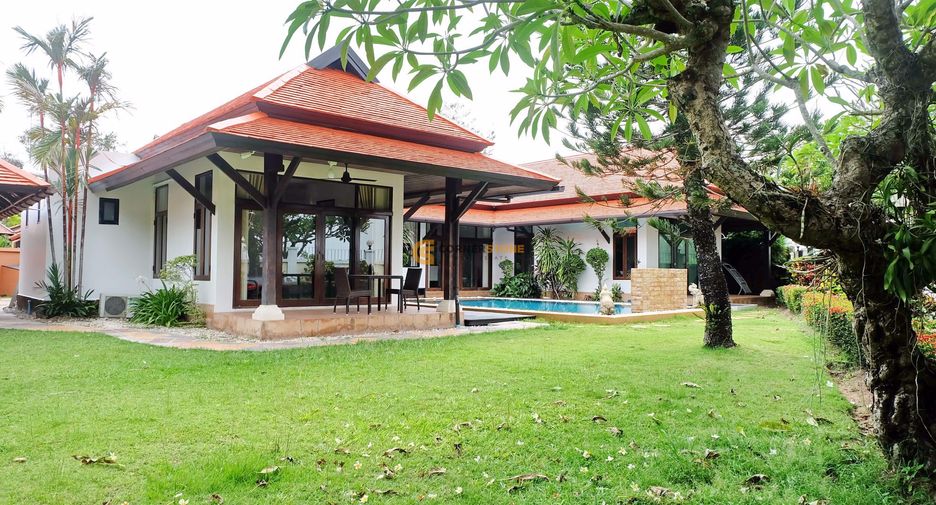 For rent 3 bedrooms house in East Pattaya, Pattaya