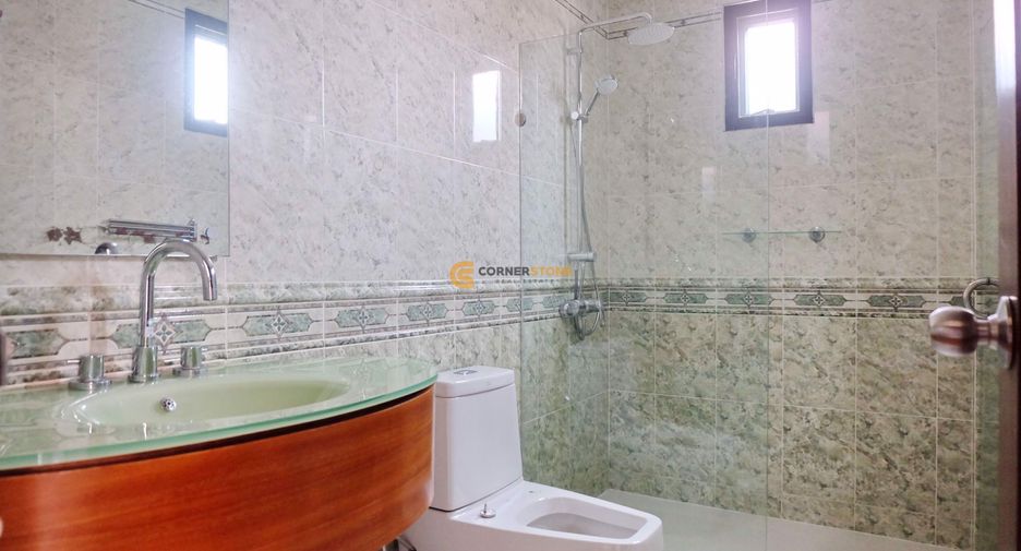 For rent 3 bedrooms house in East Pattaya, Pattaya