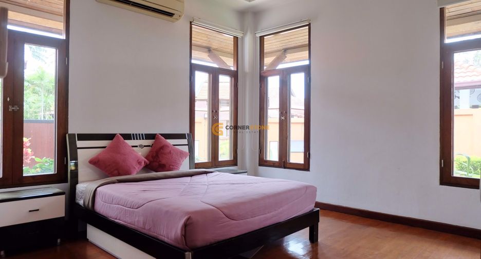For rent 3 bedrooms house in East Pattaya, Pattaya