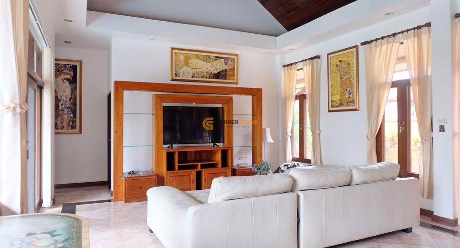 For rent 3 bedrooms house in East Pattaya, Pattaya