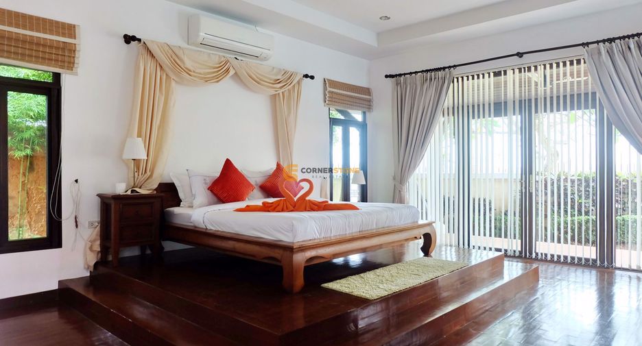 For rent 3 bedrooms house in East Pattaya, Pattaya