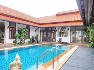 À louer 3 chambres maison à Bang Lamung, Chonburi
