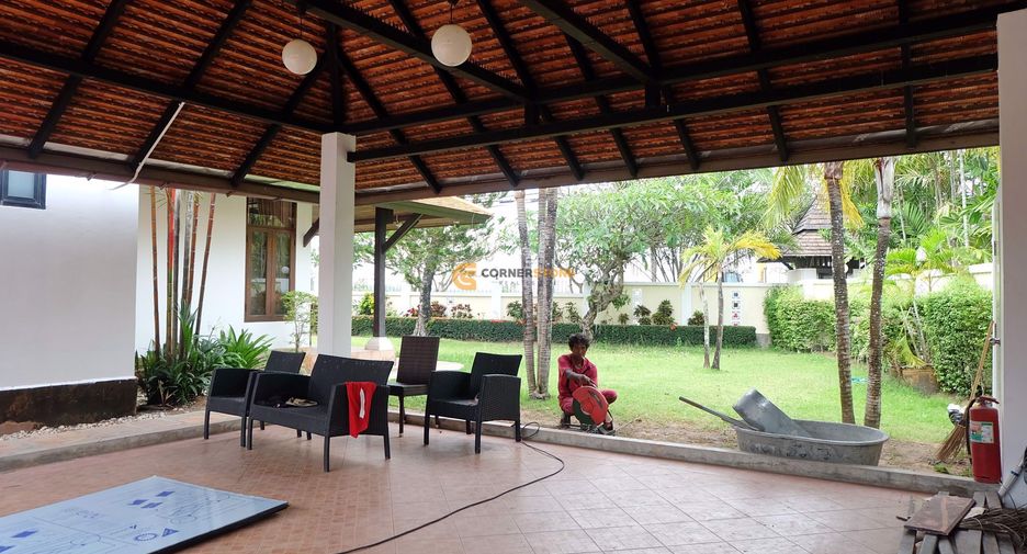For rent 3 bedrooms house in East Pattaya, Pattaya