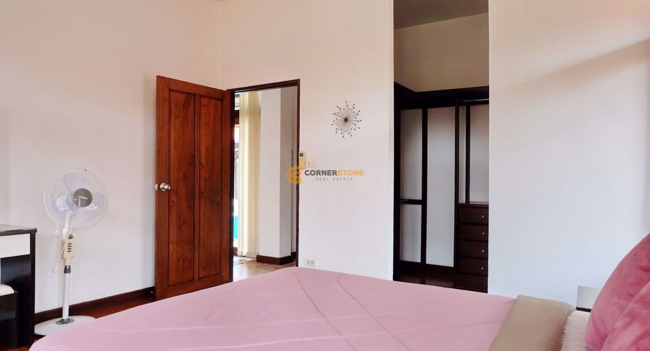 For rent 3 bedrooms house in East Pattaya, Pattaya
