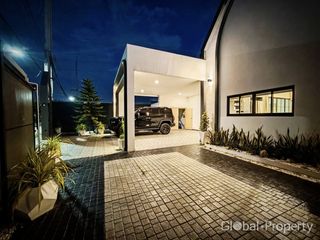 出售 3 卧室 独立屋 在 Bang Lamung, Chon Buri