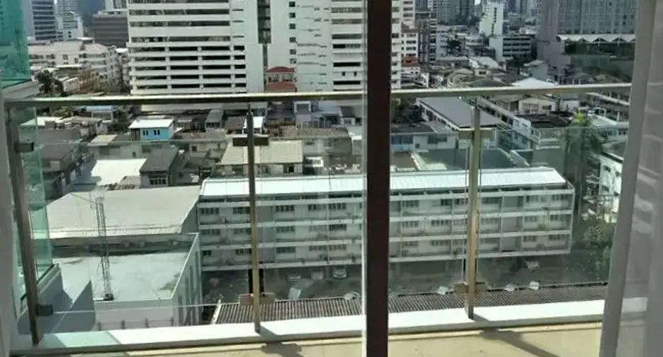 Condo en alquiler de 1 habitaciones en Bang Rak, Bangkok