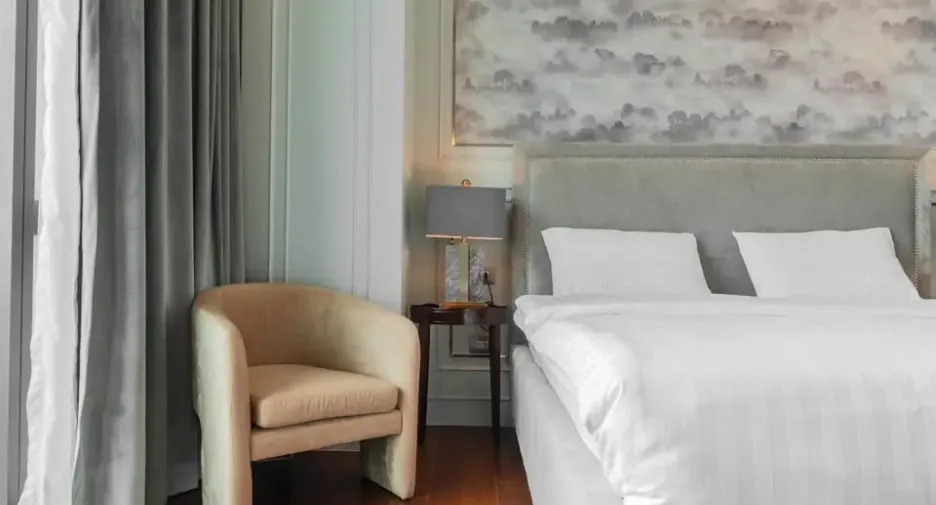For rent and for sale 4 bedrooms condo in Pathum Wan, Bangkok