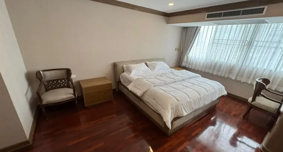ให้เช่า 3 ห้องนอน คอนโด ใน คลองเตย, กรุงเทพฯ