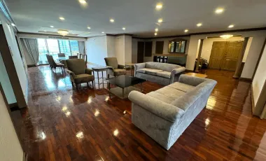 À louer 3 chambres condo à Khlong Toei, Bangkok