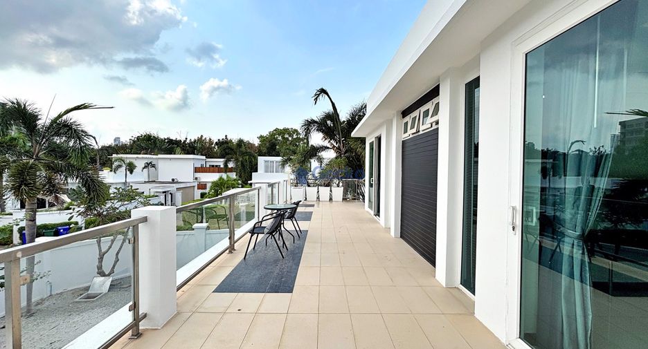 For sale 4 ベッドルーム house in Bang Lamung, Chonburi