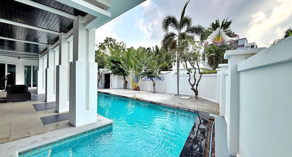 For sale 4 ベッドルーム house in Bang Lamung, Chonburi