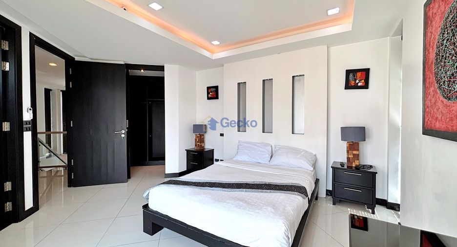 For sale 4 ベッドルーム house in Bang Lamung, Chonburi