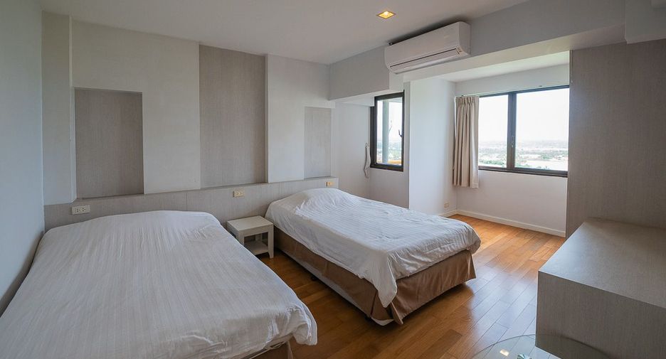 For sale 3 ベッドルーム condo in Sattahip, Chonburi
