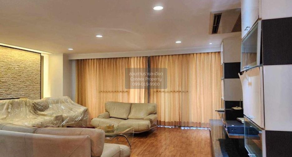 For rent 4 bedrooms condo in Chatuchak, Bangkok