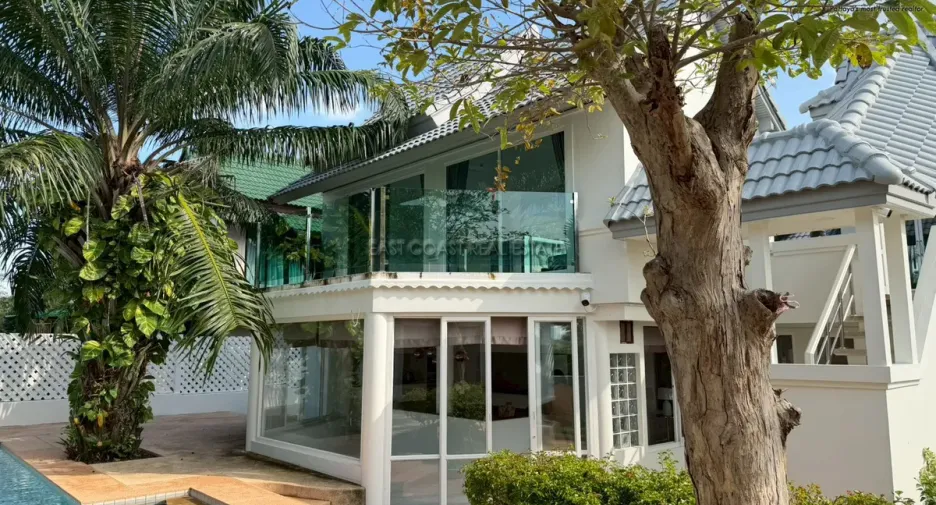 Haus zur Miete mit 5 Zimmer in Huay Yai, Pattaya